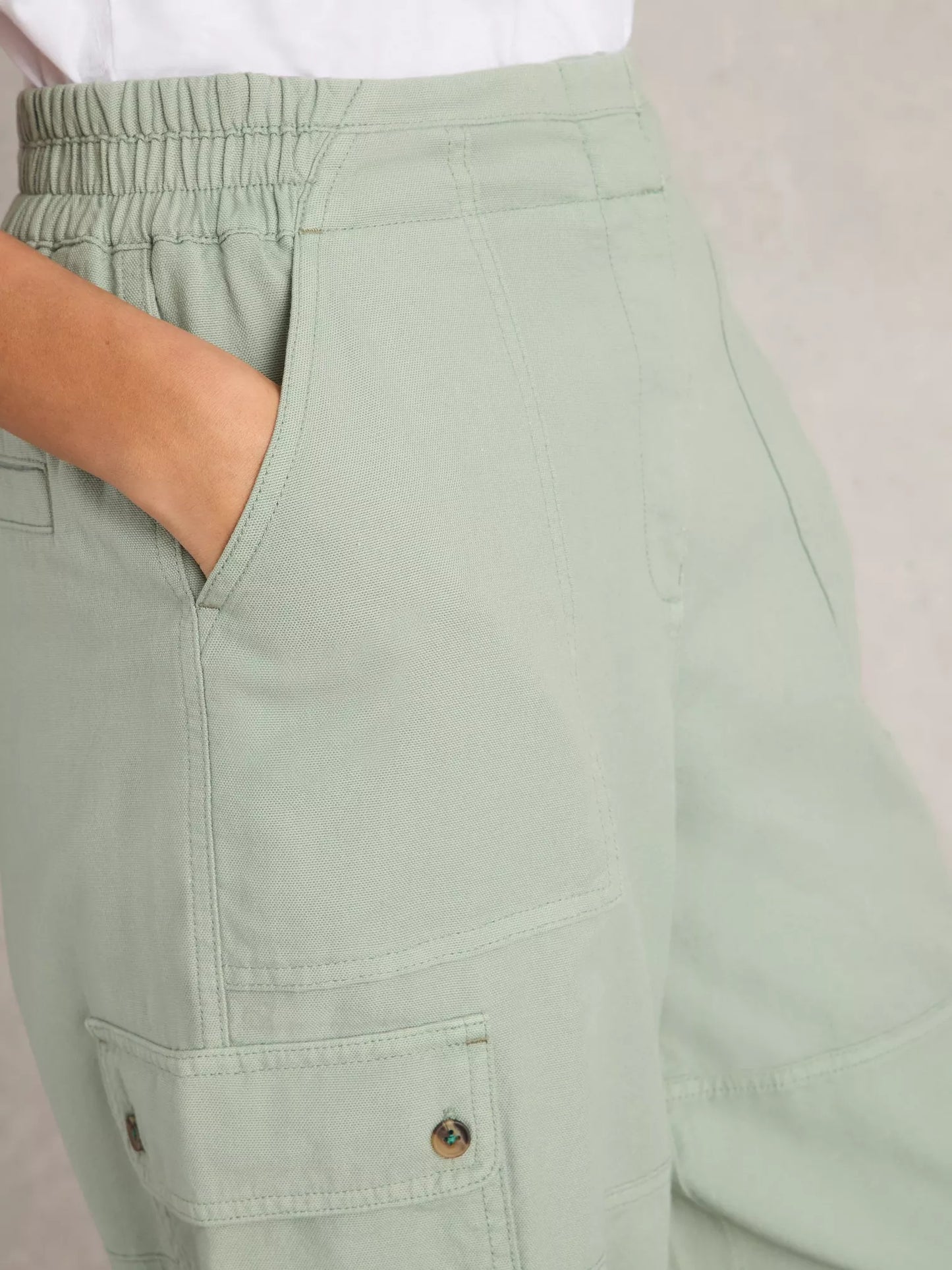 Anabel Soft Green Barrel