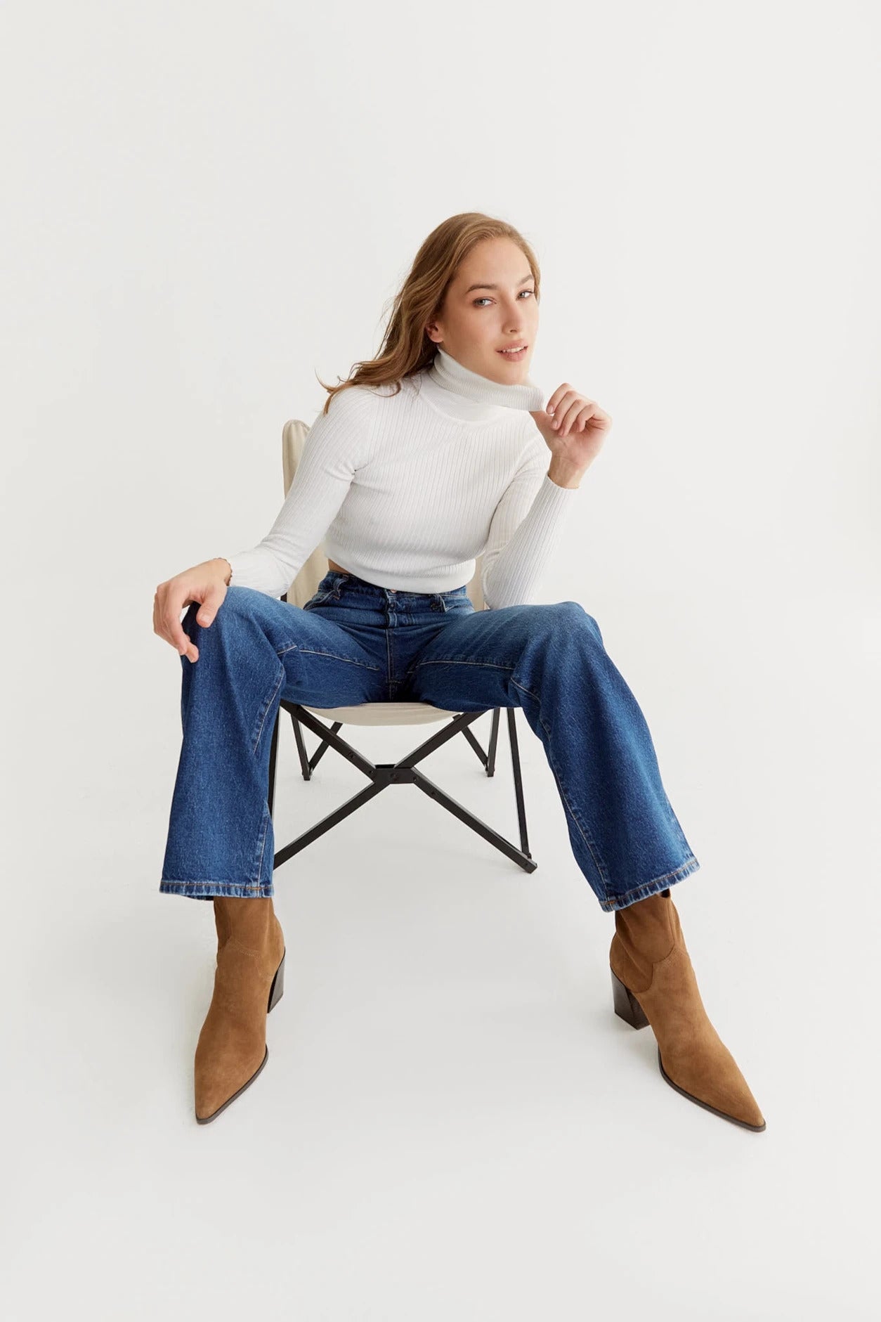 COJ jeans medium blue, High Waisted, 5 Pocket, Full, Wide Straight cut jeans designed to embrace curves for a slimming and flattering fit that can be paired with any look. lemon cyprus boutique