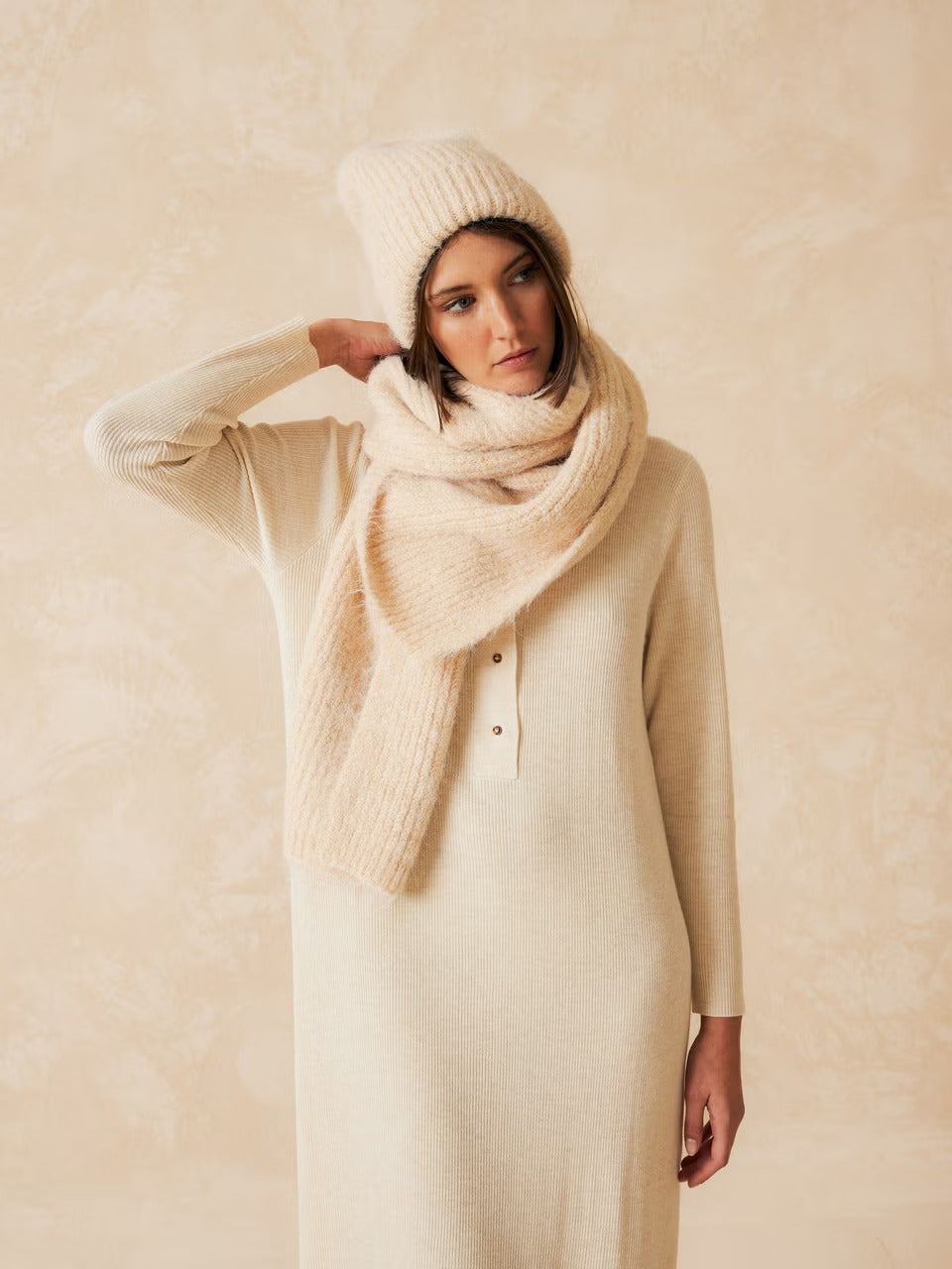 Knit Scarf-Cream