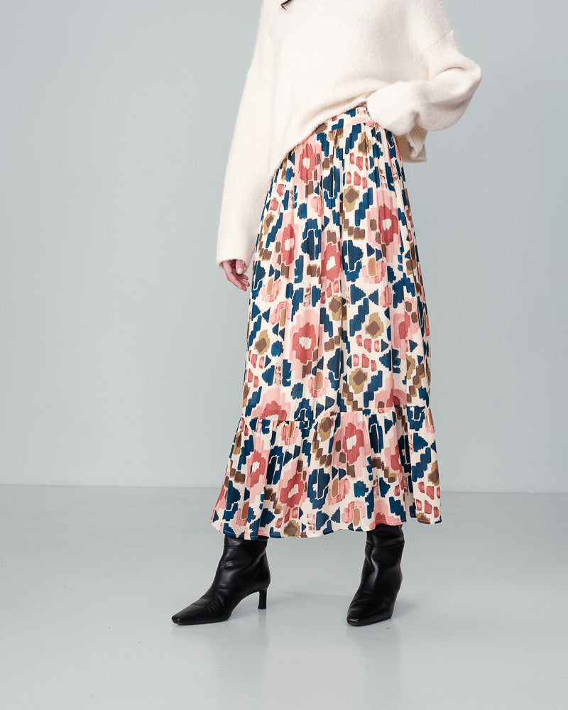 The NICKY long skirt is made of 100% viscose in an exclusive Grace & Mila print. This floral print with unexpected jewel tone colours on a beige background, create a light and bold silhouette. lemon cyprus boutique