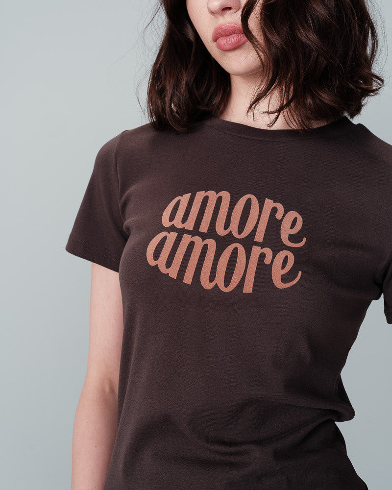 Grace & Mila's NICOLETTE short-sleeve tee in dark grey cotton features a velvet print in a lovely caramel hue that spells out 'AMOUR'. Its round neckline and short sleeves make it a versatile addition to any woman's wardrobe. lemon cyprus