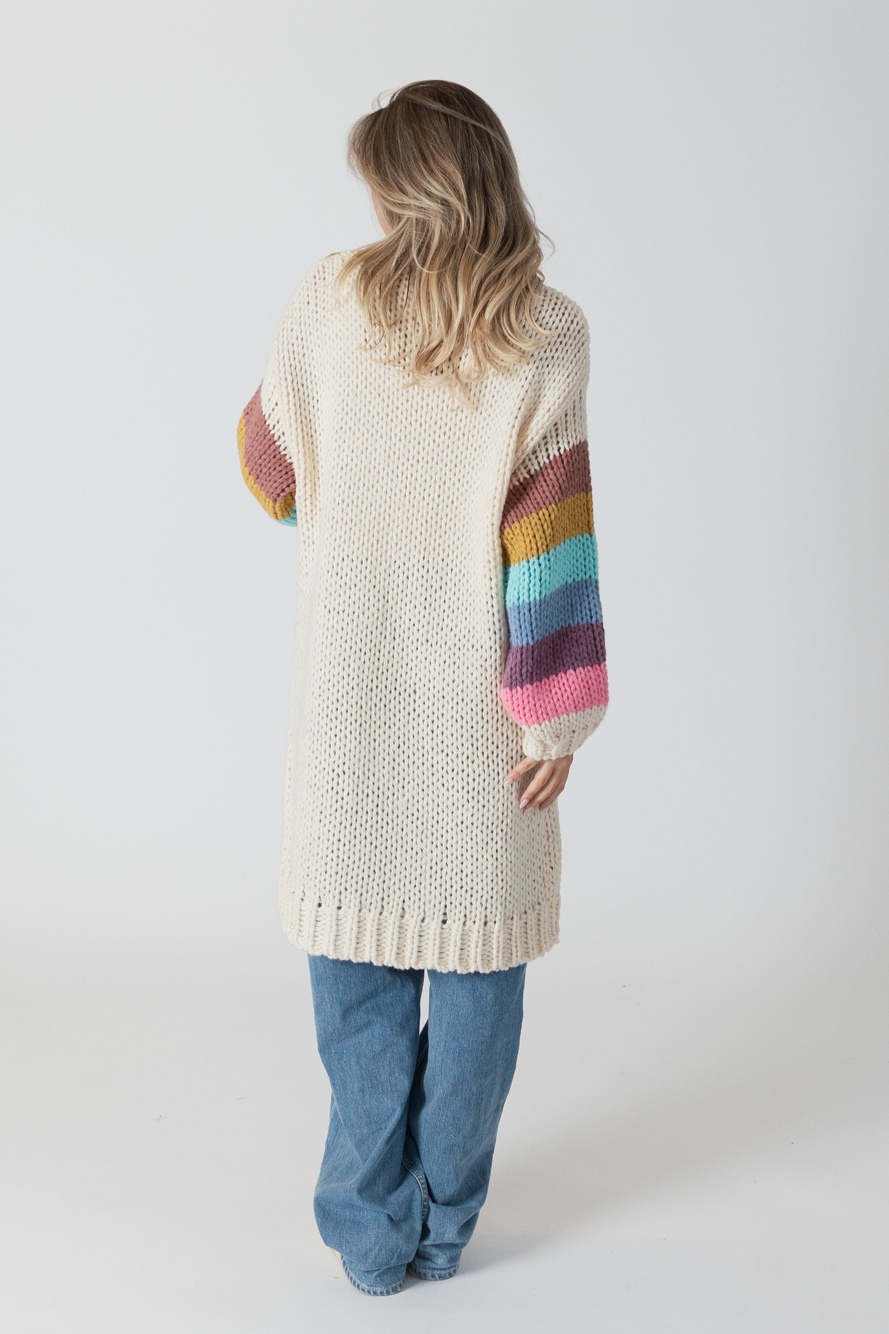 Get cozy and stylish with the Lyla + Luxe Shiloh Cardigan this fall! This playfully colourful sleeve cardigan has long sleeves and a relaxed grandpa-esque design, making it the perfect layering piece over a t-shirt and jeans for a casual yet cool vibe.  lemon cyprus boutique