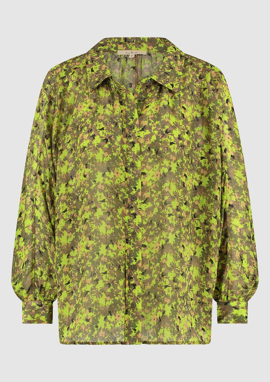 hatley suzy lime light blouse. This blouse is designed with a loose fit and blind button placket for comfort and convenience. The green floral print combined with a neon lime green hue offers a fashionable look. lemon cyprus boutique