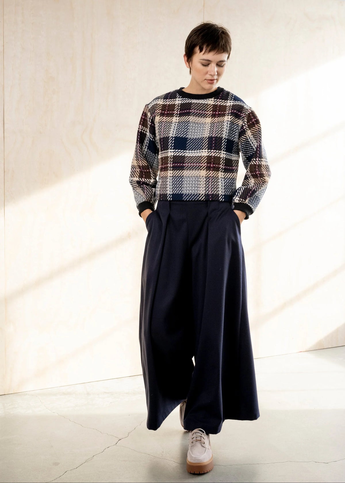French plaid crewneck sweater with ribbed cuffs by Bodybag by Jude