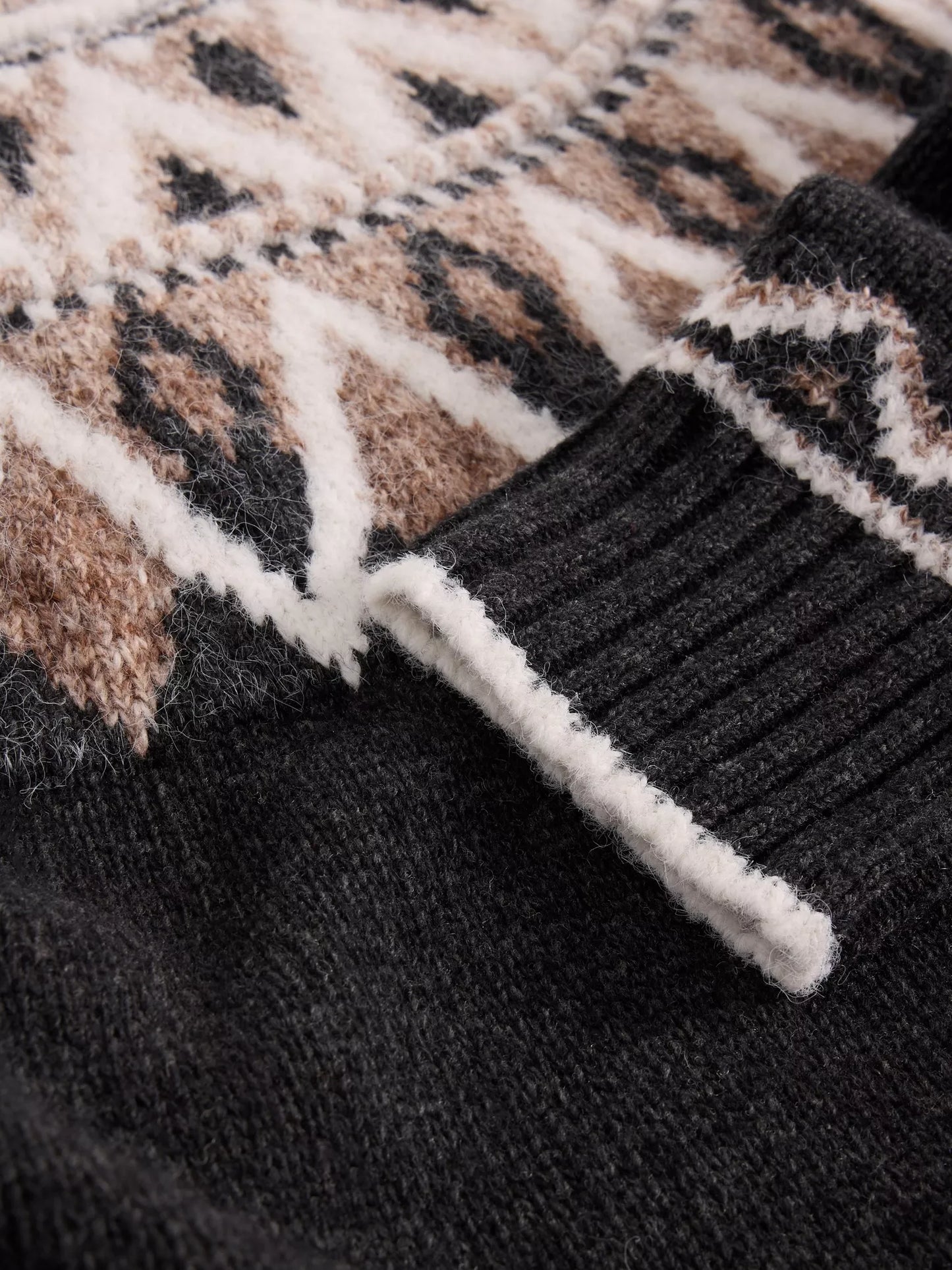 Mono Fairisle Sweater