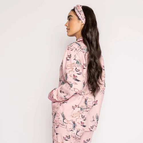 The Pink Mist Flannel set by PJ Salvage is the perfect pick for horse-lovers and western gals with a country horse inspired print. Designed in the pure cotton, super soft flannel we're known for, in a comfy fit pajama pant and shirt set with a cute headband to match. Perfect for gifting! lemon cyprus boutique